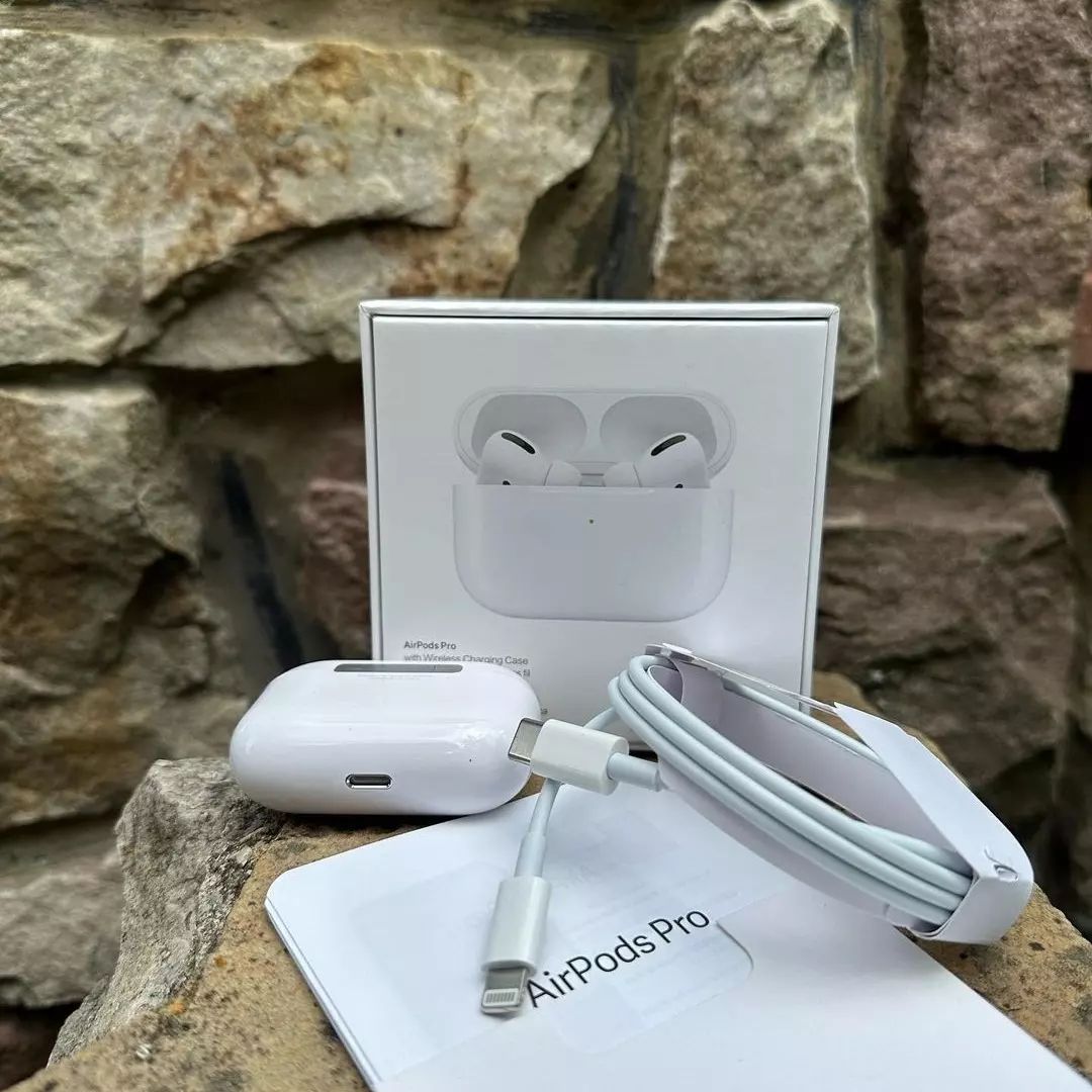 AIRPODS PRO (2ND GENERATION) IPHONE/WIRELESS/SAMSUNG/WHITE CASE