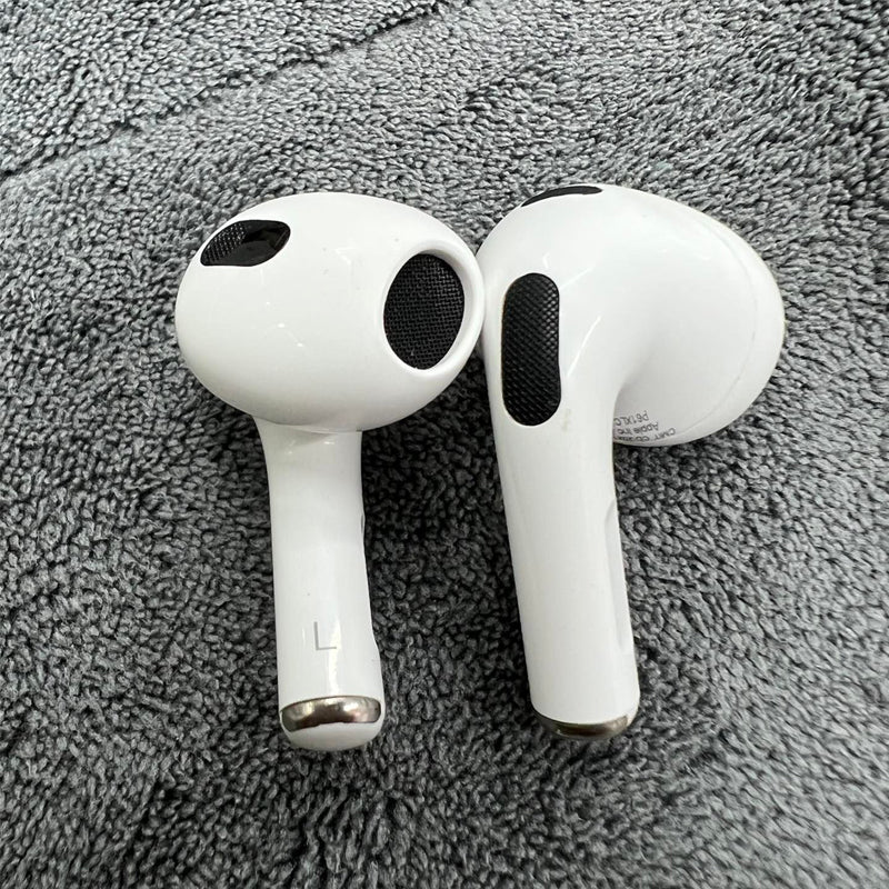 AIRPODS 3RD GENERATION - WHITE